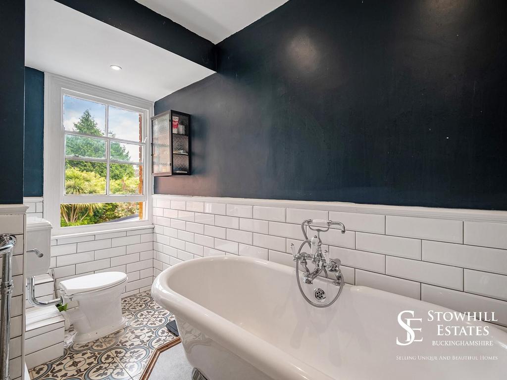 Family bathroom