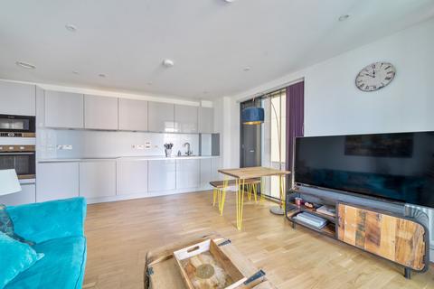 2 bedroom apartment for sale, Station Road, London