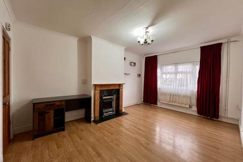 1 bedroom flat for sale, Curzon Cres, Creekmouth, IG11 0LA