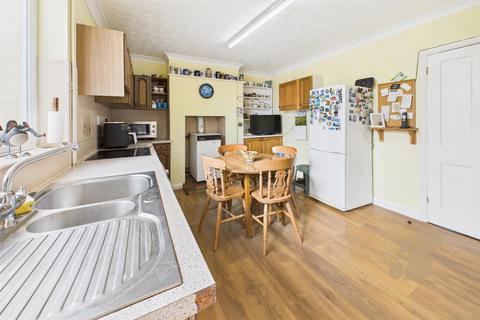 undefined, Church Road, Brettenham