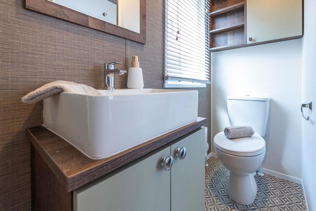 Plot-18-Regal-Harlington-Lodge-40-x-20,-2025-model