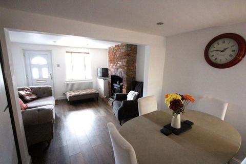 undefined, Front Street, Slip End, LU1