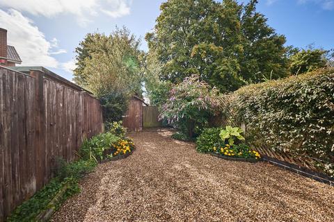 99 Stanton Road, Sapcote, Leicester, LE9 4FR