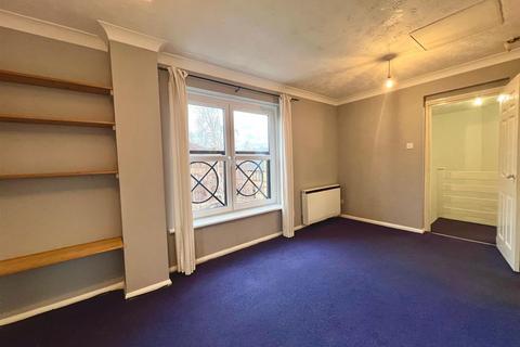 1 bedroom maisonette to rent, Torrington Place, London E1W