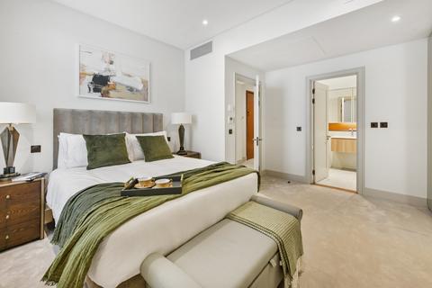 2 bedroom flat to rent, Park Street, Mayfair, London