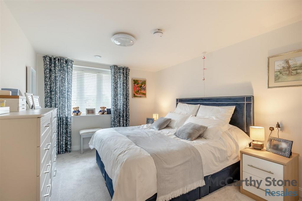 8659036-interior11.jpg