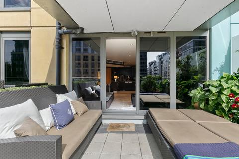 2 bedroom flat for sale, Regency House, The Boulevard, Imperial Wharf, London