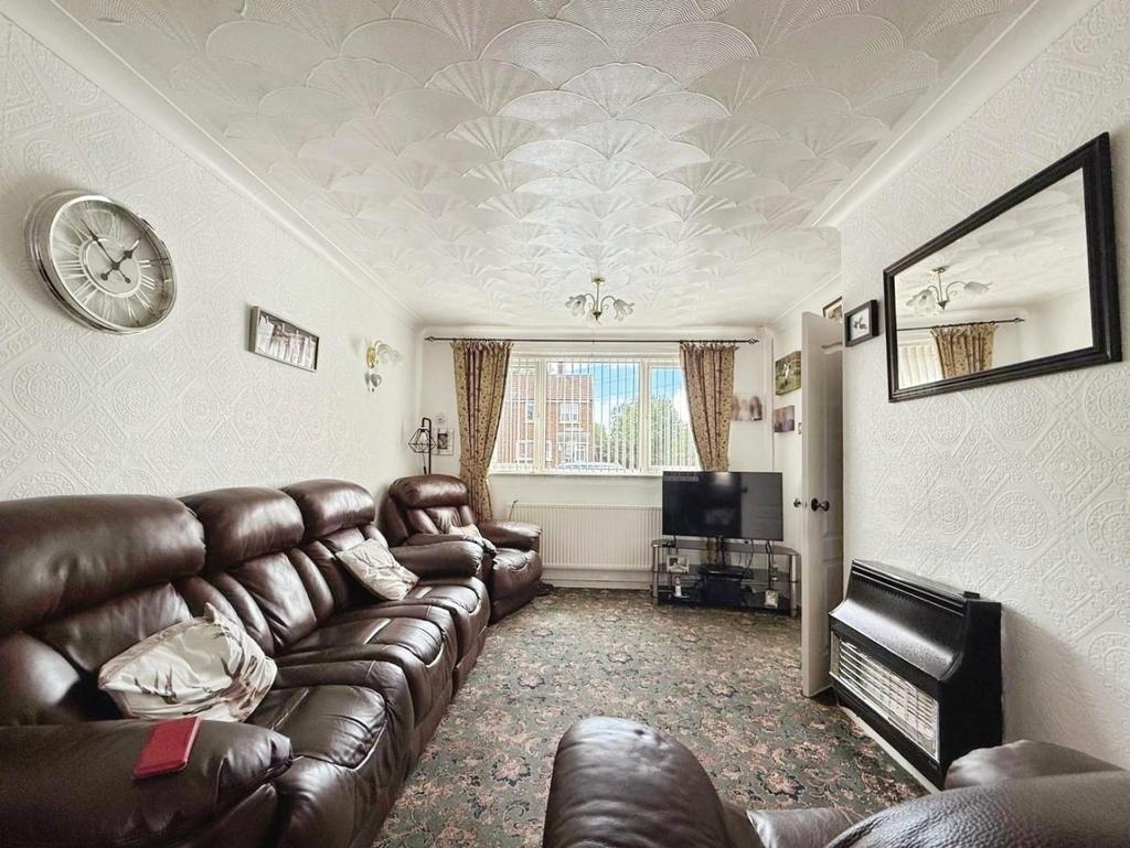 0baa98ad--4152-9 B3 A-707353 ABEAB8-19589-000007 B6 D3 F