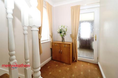 3 bedroom semi-detached house for sale, East Vale Drive, Thrybergh, Rotherham