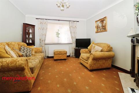 3 bedroom semi-detached house for sale, East Vale Drive, Thrybergh, Rotherham