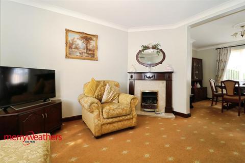 3 bedroom semi-detached house for sale, East Vale Drive, Thrybergh, Rotherham