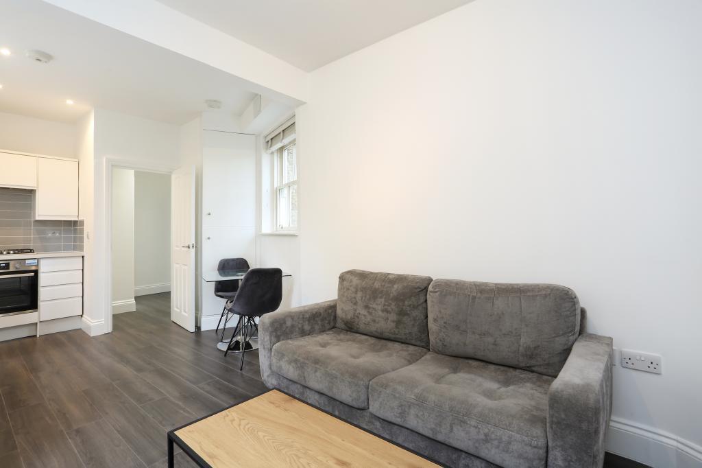 Apartment in London - View 2