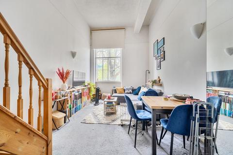 1 bedroom flat for sale, Lexington Building, Bow Quarter, London, E3