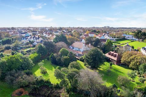 5 bedroom property for sale, Rue Cauchez, St Martin's, Guernsey, GY4