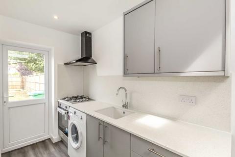 1 bedroom flat to rent, Runnymede Road, Twickenham TW2