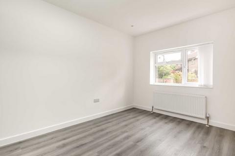 1 bedroom flat to rent, Runnymede Road, Twickenham TW2