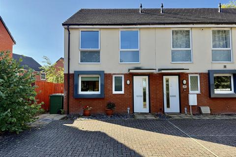3 bedroom end of terrace house for sale, Goodrich Grove, Hereford