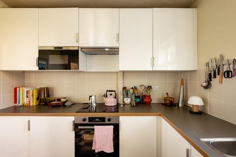 1 bedroom flat for sale, Acton House, Lee Street, London E8