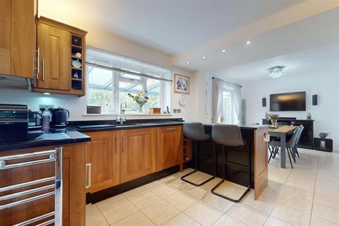 5 bedroom detached house for sale, Bowland Drive, Emerson Valley, Milton Keynes