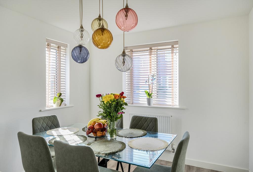 1350334-10-68be99...