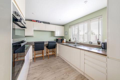 undefined, Elmscote Road, Banbury, OX16 9EF