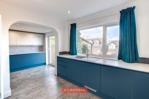 3 bedroom detached house for sale, Old Birmingham Road, Lickey End, Bromsgrove, Worcestershire, B60