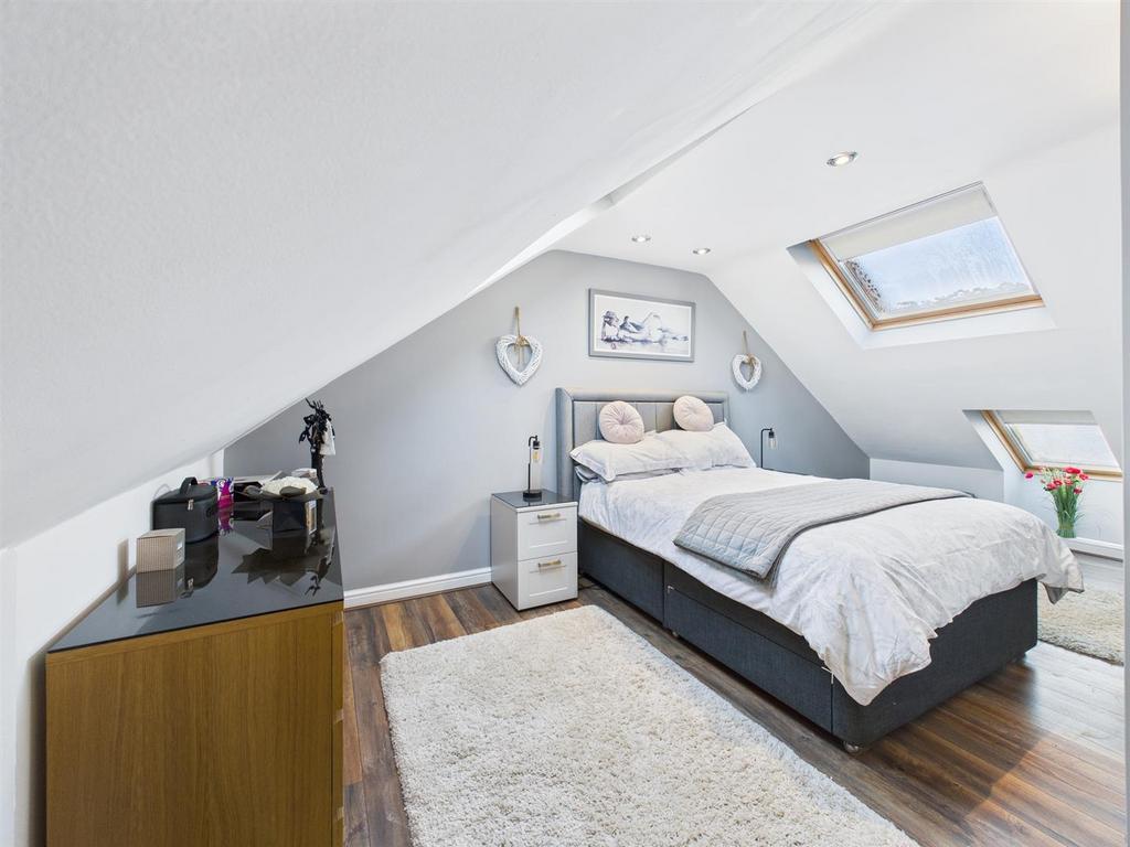 Bedroom: