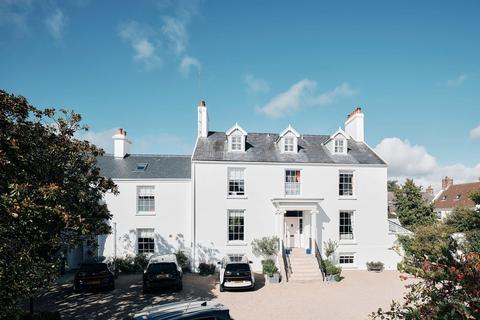 6 bedroom detached house for sale, Le Vieux Beaumont, Jersey JE3