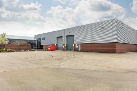 Warehouse to rent, 672 Spur Rd Feltham TW14 0SL