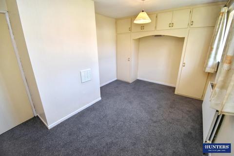 2 bedroom end of terrace house for sale, Monmouth Drive, Leicester