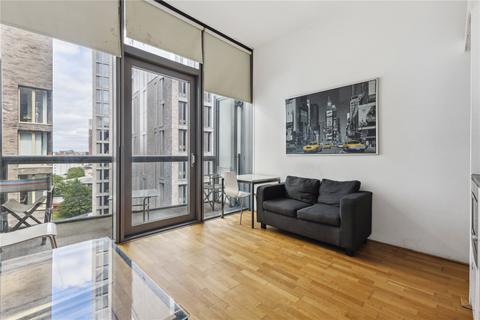 undefined, Abito, 85 Greengate, Salford, M3