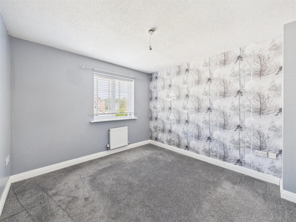 Bedroom: