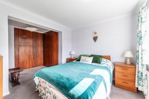 26 Whitehead Close, Dartford, DA2 7PR