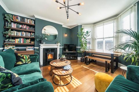 2 bedroom flat for sale, Devonshire Road, London SE23