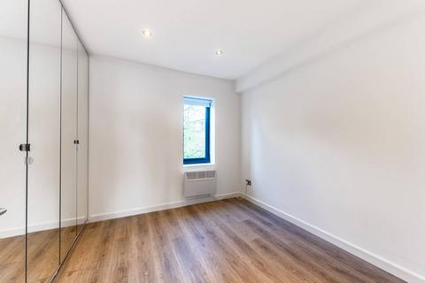 undefined, Shaftesbury Avenue, Kenton, HA3