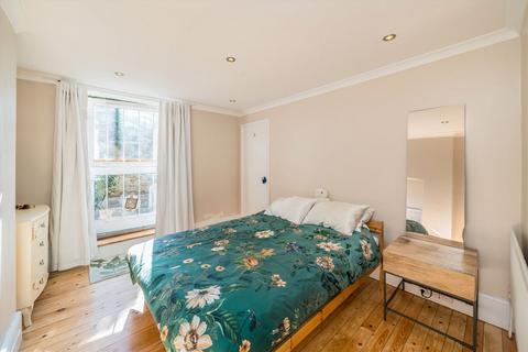 1 bedroom flat for sale, Barnsbury Road, London N1