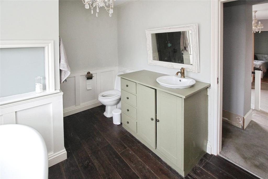Bathroom/Wc
