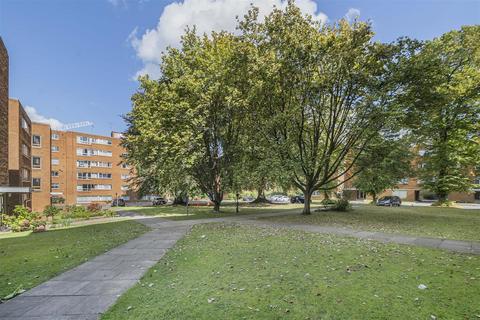 Homefield Park, Sutton