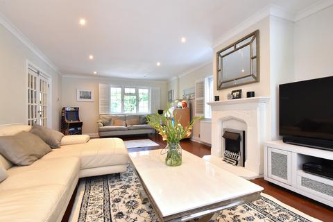 undefined, Stonehouse Lane Halstead TN14
