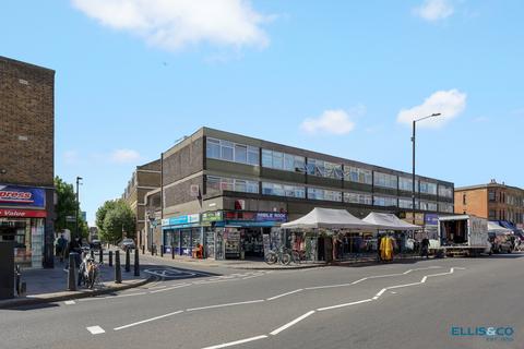 undefined, Bethnal Green Road, London, E2
