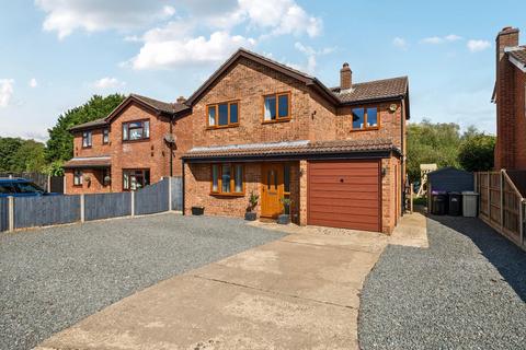 4 bedroom house for sale, Finney Close, Coningsby, Lincoln