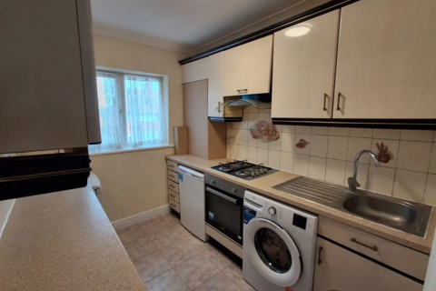 1 bedroom maisonette to rent, Wembley HA0