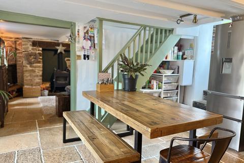 undefined, GUNNISLAKE PL18