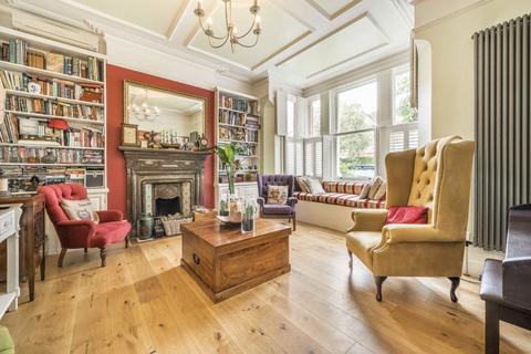6 bedroom semi-detached house for sale, Buxton Gardens, London W3