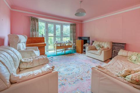 4 bedroom detached house for sale, Enfield EN2