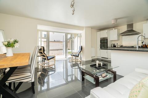 4 bedroom detached house for sale, Tolkien Meadow, Tattenhoe Park, Milton Keynes MK4