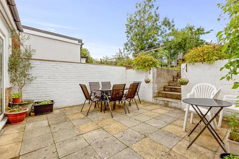 4 bedroom semi-detached house for sale, Wendover Street, High Wycombe HP11