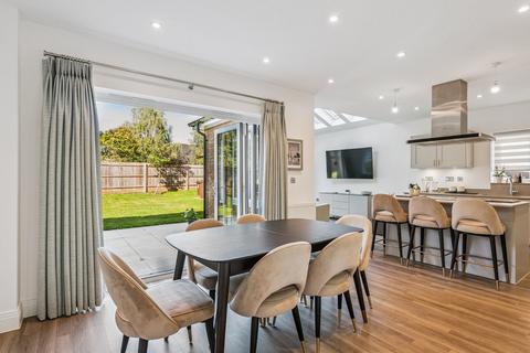 5 bedroom detached house for sale, Drovers Way, Pirton, SG5