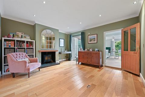 3 bedroom semi-detached house for sale, Orchard Grove, Chalfont St. Peter, SL9