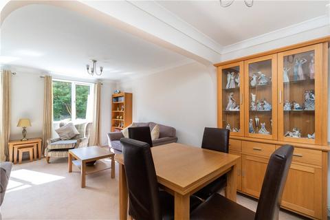 4 bedroom semi-detached house for sale, Overland Crescent, Bradford, West Yorkshire, BD10
